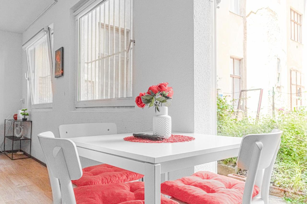 Modern 1Br Apartment - Great For Longstays Bécs Kültér fotó