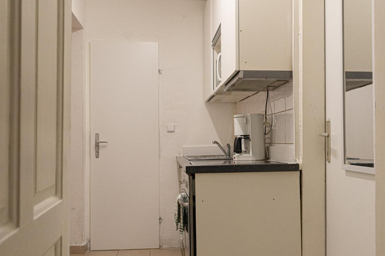 Modern 1Br Apartment - Great For Longstays Bécs Kültér fotó